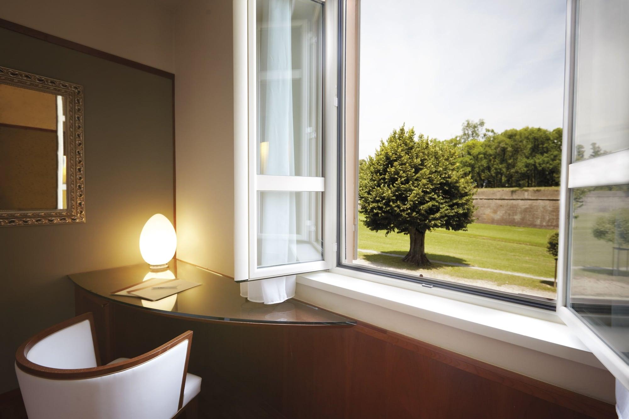 Hotel Celide 4*