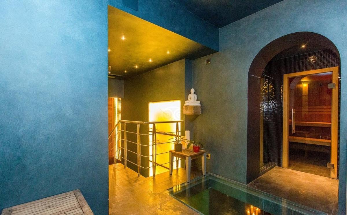 Celide Hotel 4*